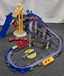 2586